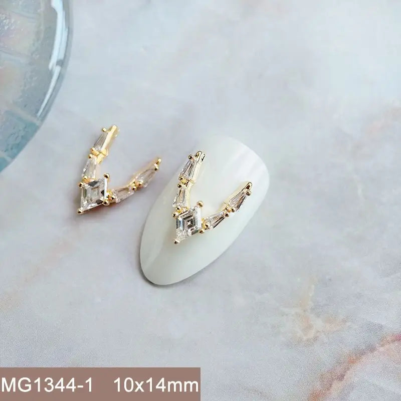 Nail Charms – eleganter Kristall-Look