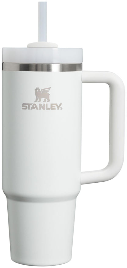 Stanley Tumbler- Der Begleiter für erfrischende Tage - sunny.side-Productions