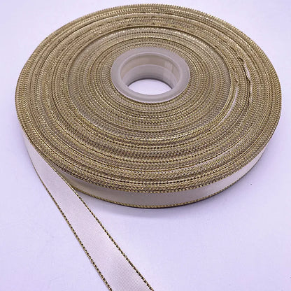 Satinband mit goldenem Rand