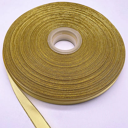 Satinband mit goldenem Rand