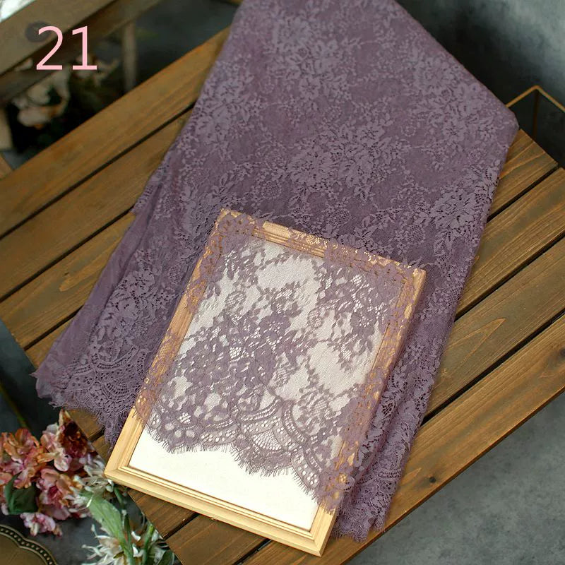 Edler Spitzenstoff – festliche Dekoration