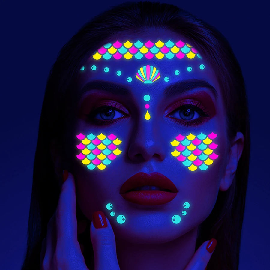 Glowing-Schmetterling-Tattoos