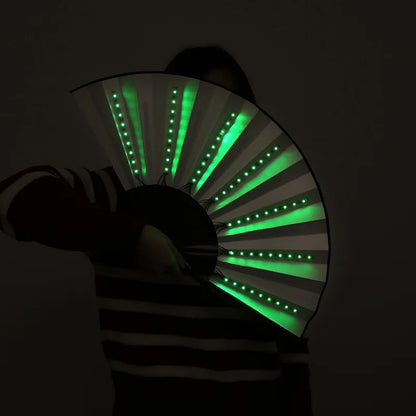 Glow-Fächer fürs Festival