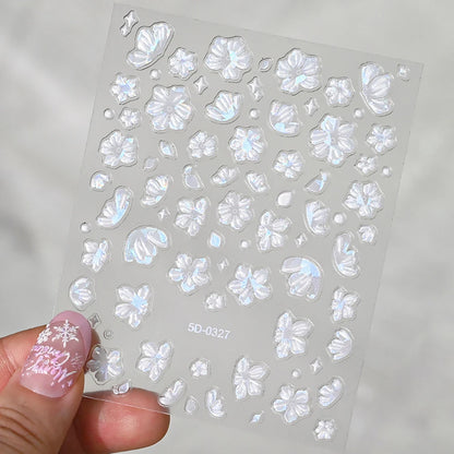 Nailsticker – Florale Reliefkunst