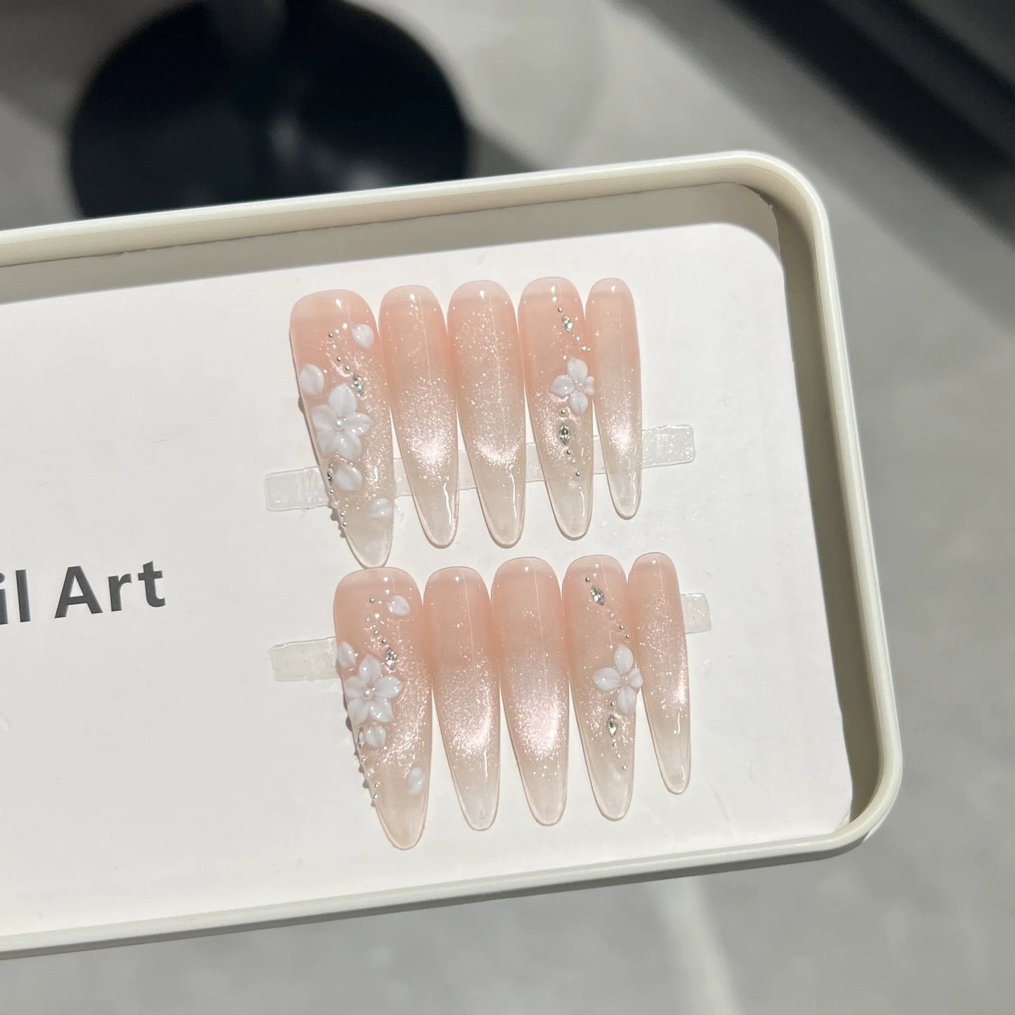 Stiletto Press-On Nails – Luxus-Designs