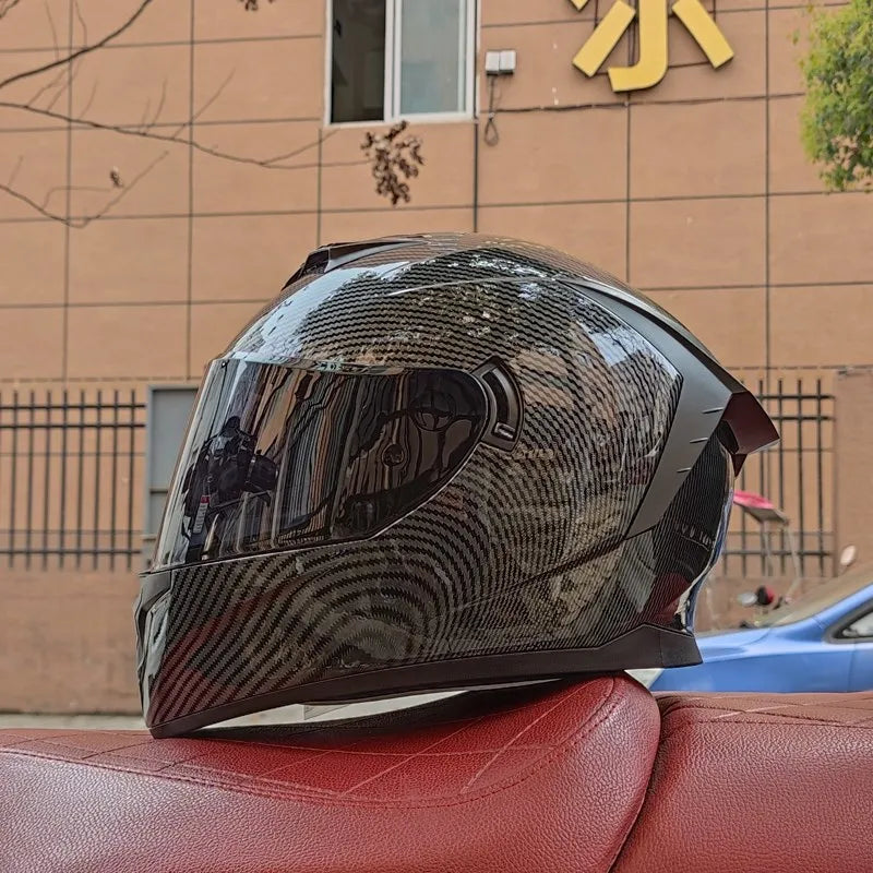 Motorradhelm – Starker Look. Voller Schutz