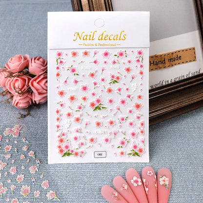 Nailsticker – Florale Reliefkunst