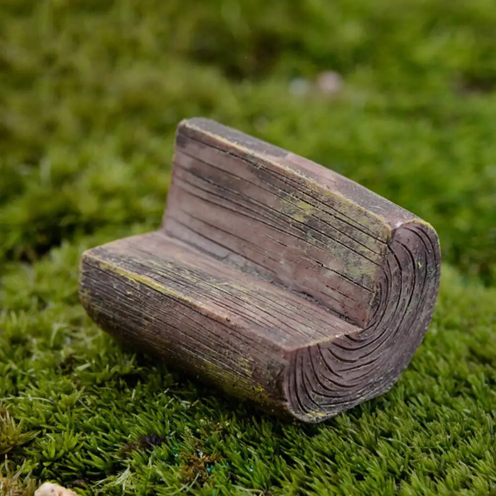 Wichtel Holzbänke – kleiner Ruheplatz