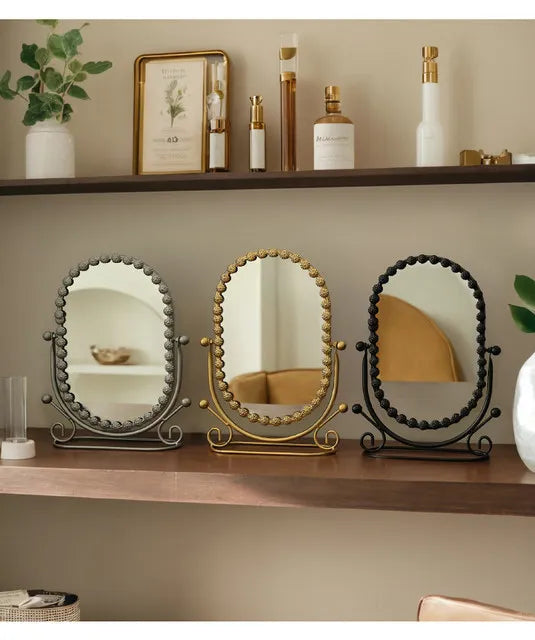 Eleganter Retro-Kosmetikspiegel