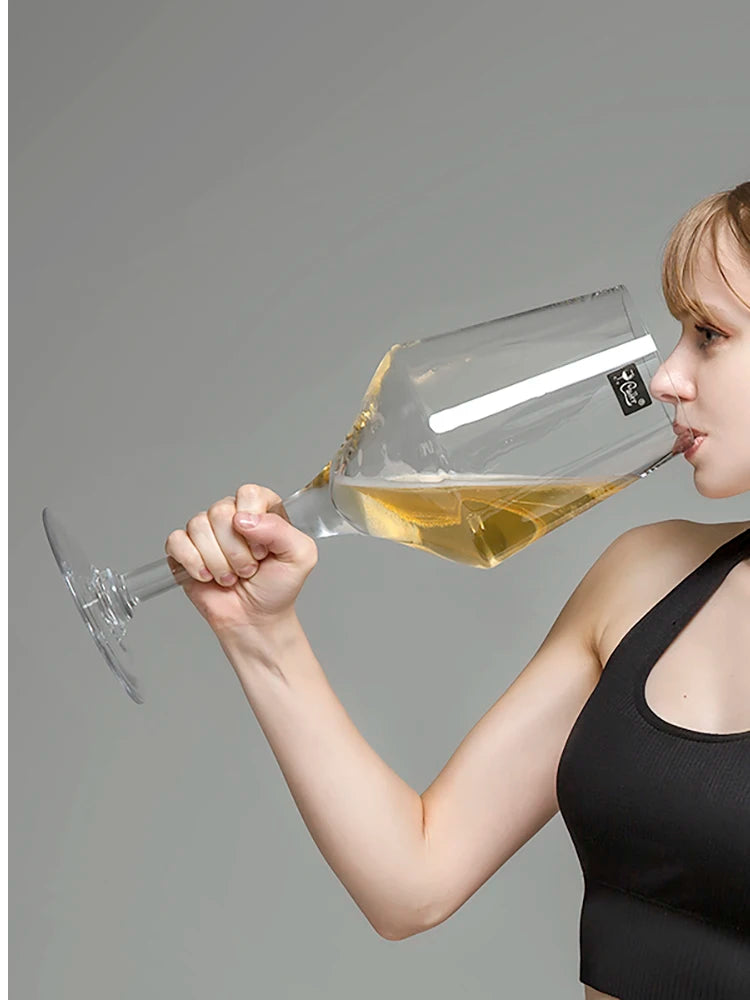 XXL Weinglas - sunny.side-Productions