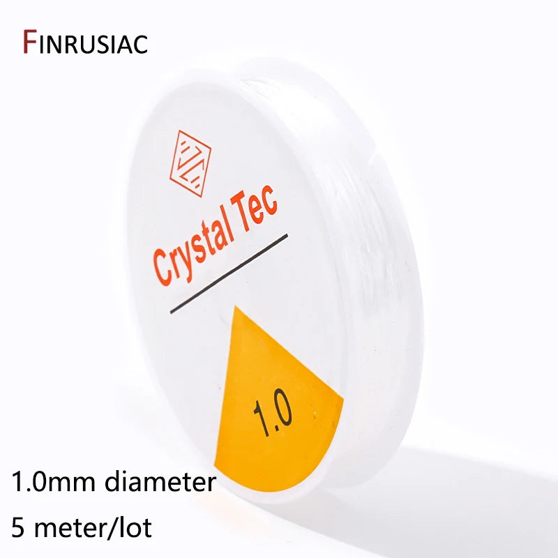 Schmuck-Schnur – klare Flexibilität