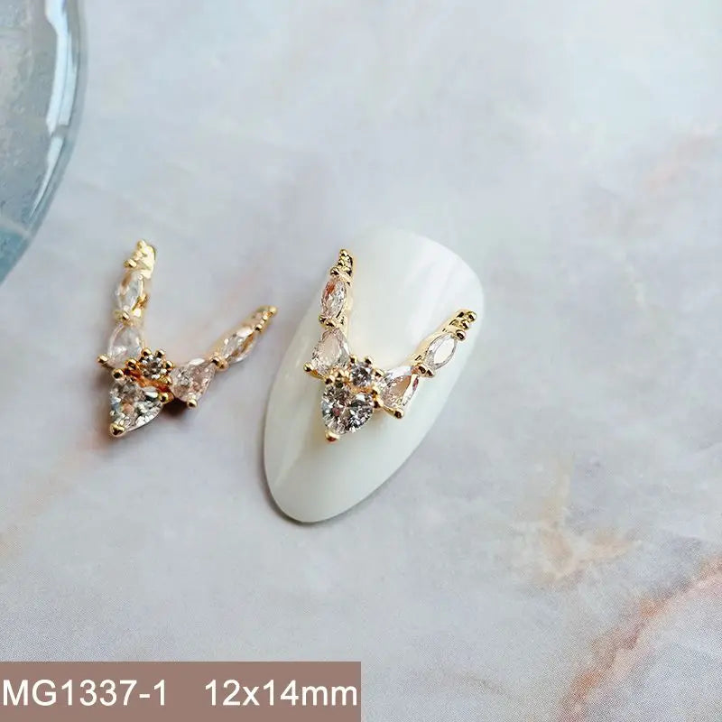 Nail Charms – eleganter Kristall-Look