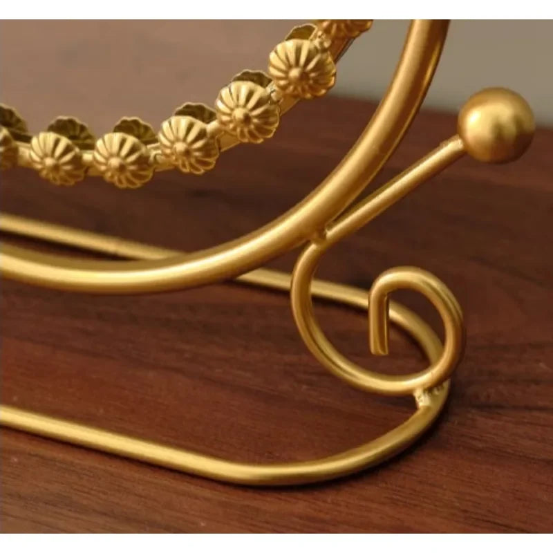 Eleganter Retro-Kosmetikspiegel