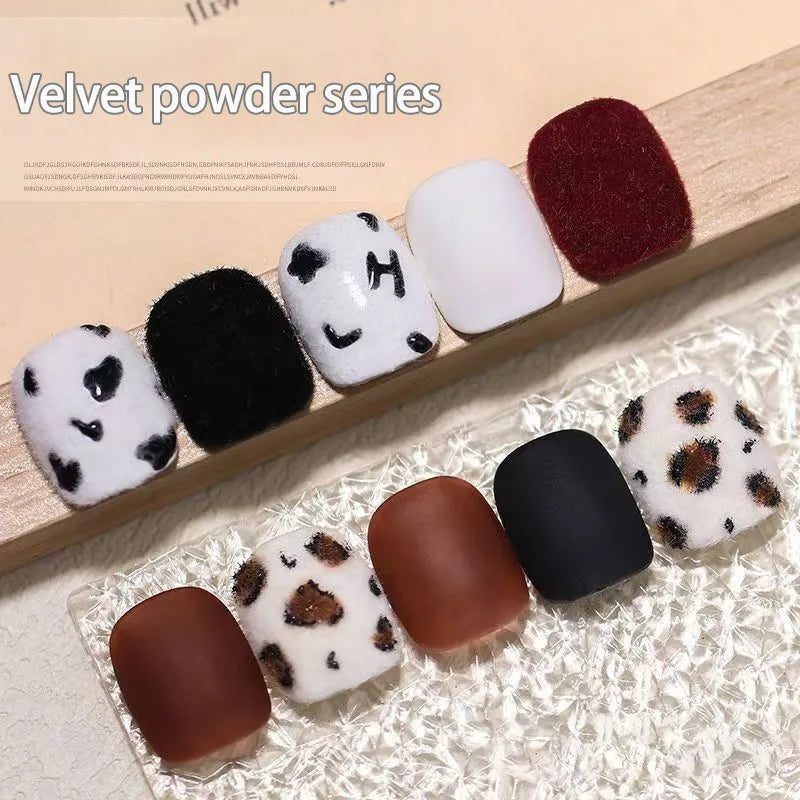Velvet Nail Powder – Samt-Effekt