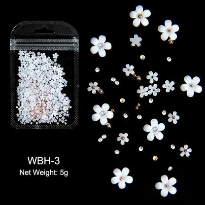 Acryl-Blumen Nail Art