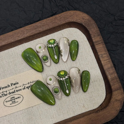 Press-On Nails – Grünes Cat Eye