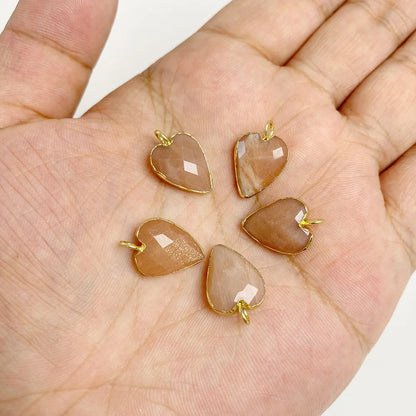 Herzanhänger aus Rosenquarz – zauberhaftes Schmuckstück - sunny.side-Productions