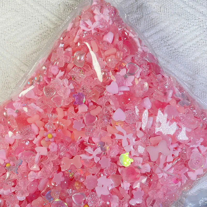 Nail-Charms & Perlen – funkelnde Eleganz