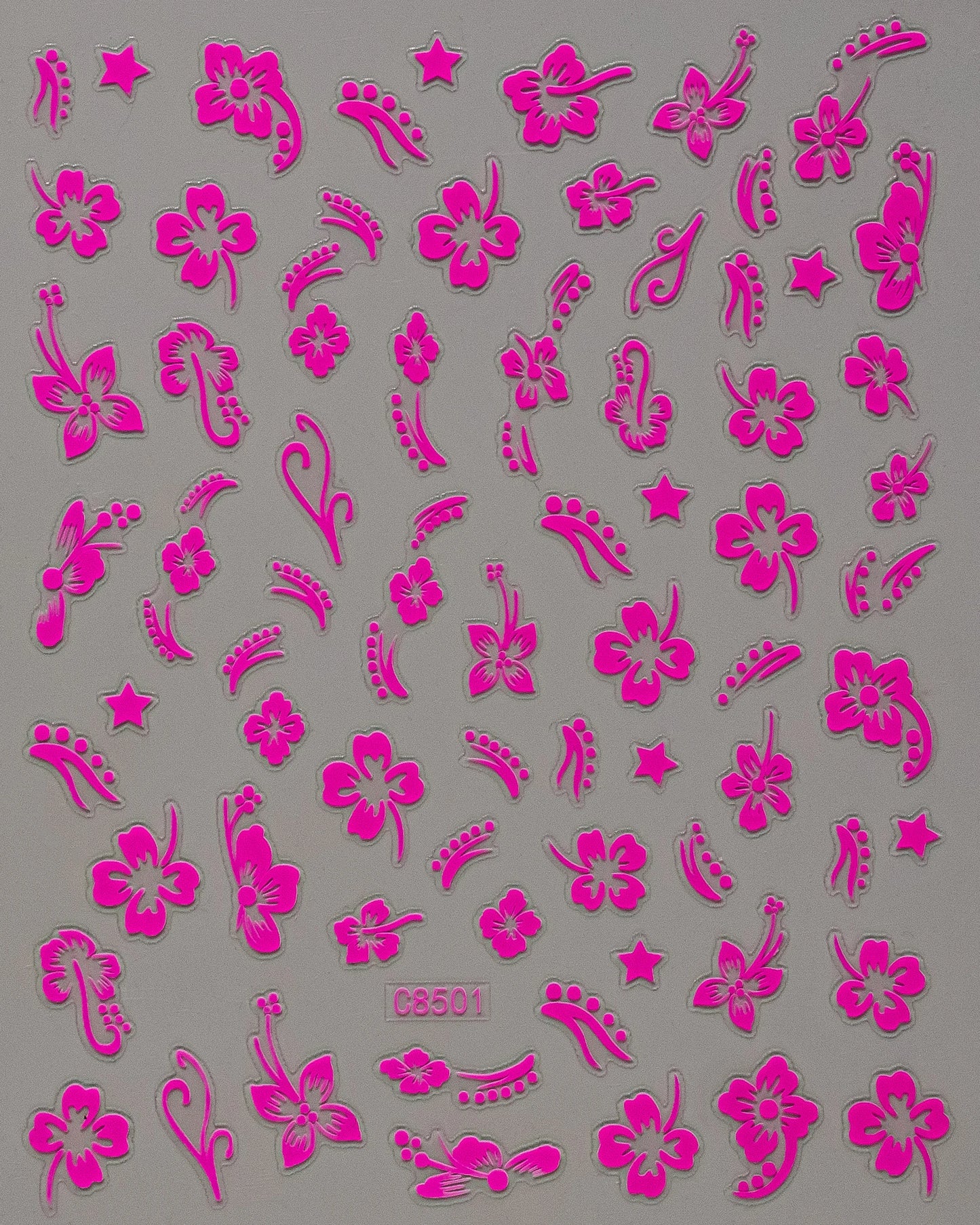 Nailsticker – Florale Reliefkunst
