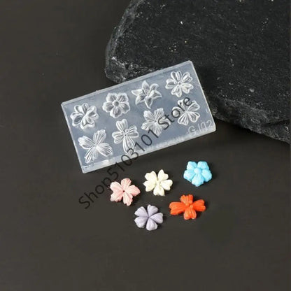 DIY-Nailart – Blütenzauber - sunny.side-Productions