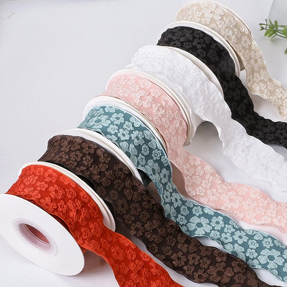 Wellenrandband – Festliche Weihnachtsdekoration