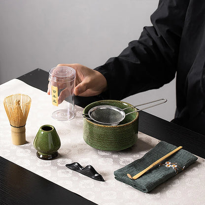 Japanisches Matcha-Set - sunny.side-Productions