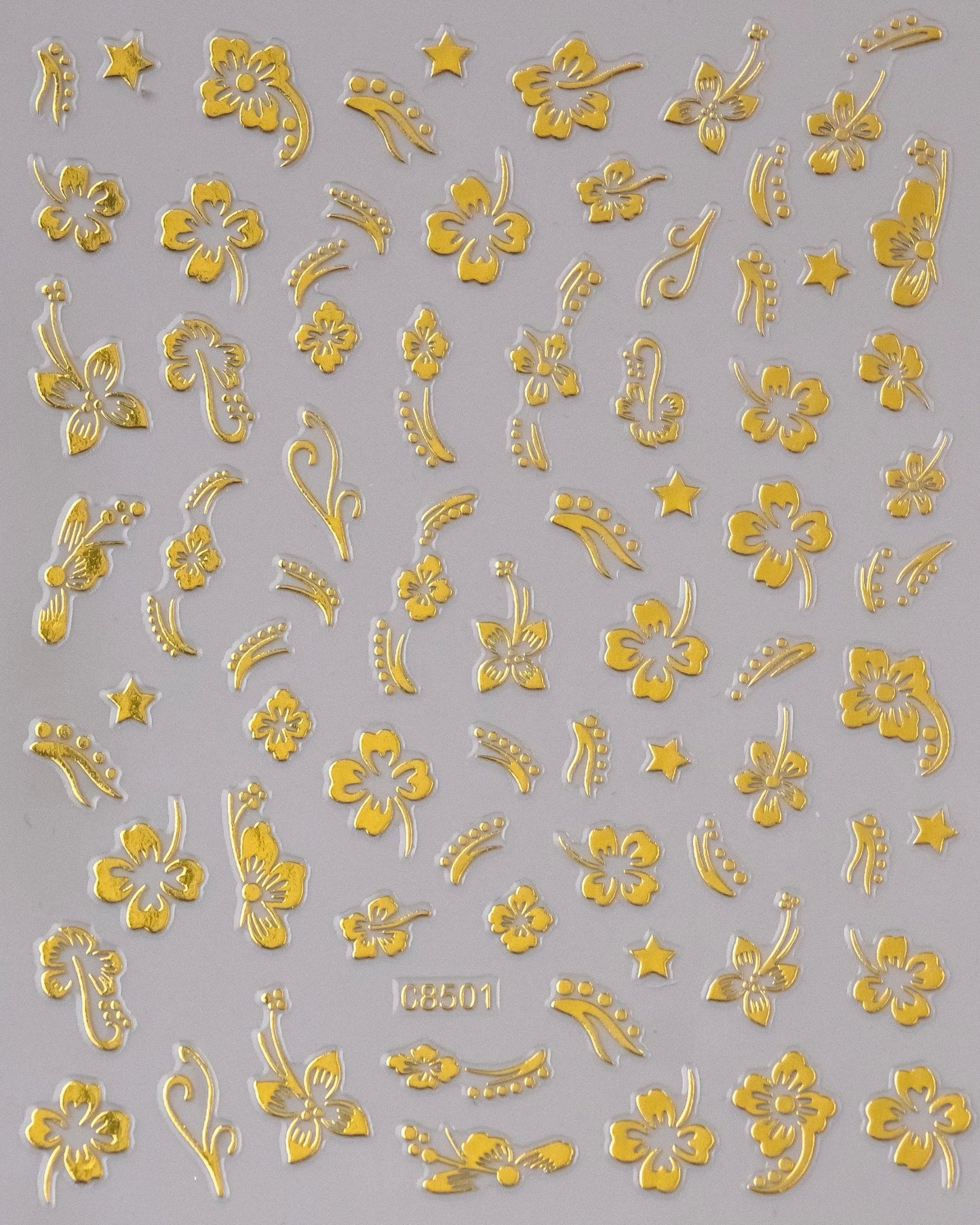 Nailsticker – Florale Reliefkunst