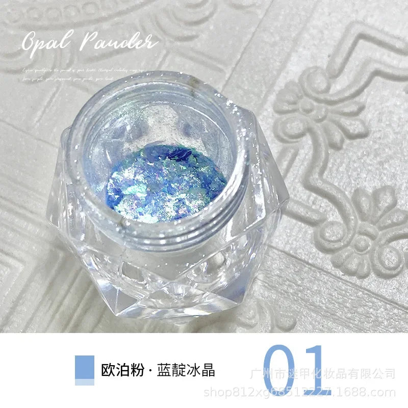 Nail Glitter – Schimmernde Wolken