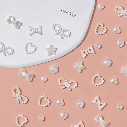 Nail-Charms & Perlen – funkelnde Eleganz