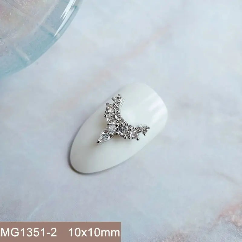 Nail Charms – eleganter Kristall-Look