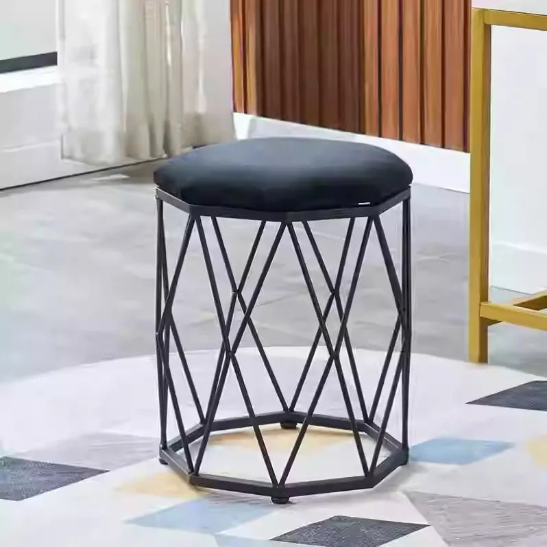 Profi Nageltisch – Stabil, funktional, studiofähig - sunny.side-Productions