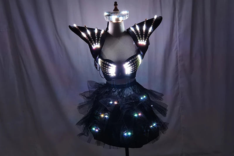 Festivaloutfit - Futuristisches LED Kostüm
