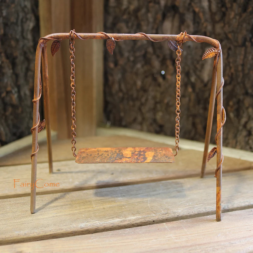 Wichtelgarten Schaukel – Verspielter Blickfang