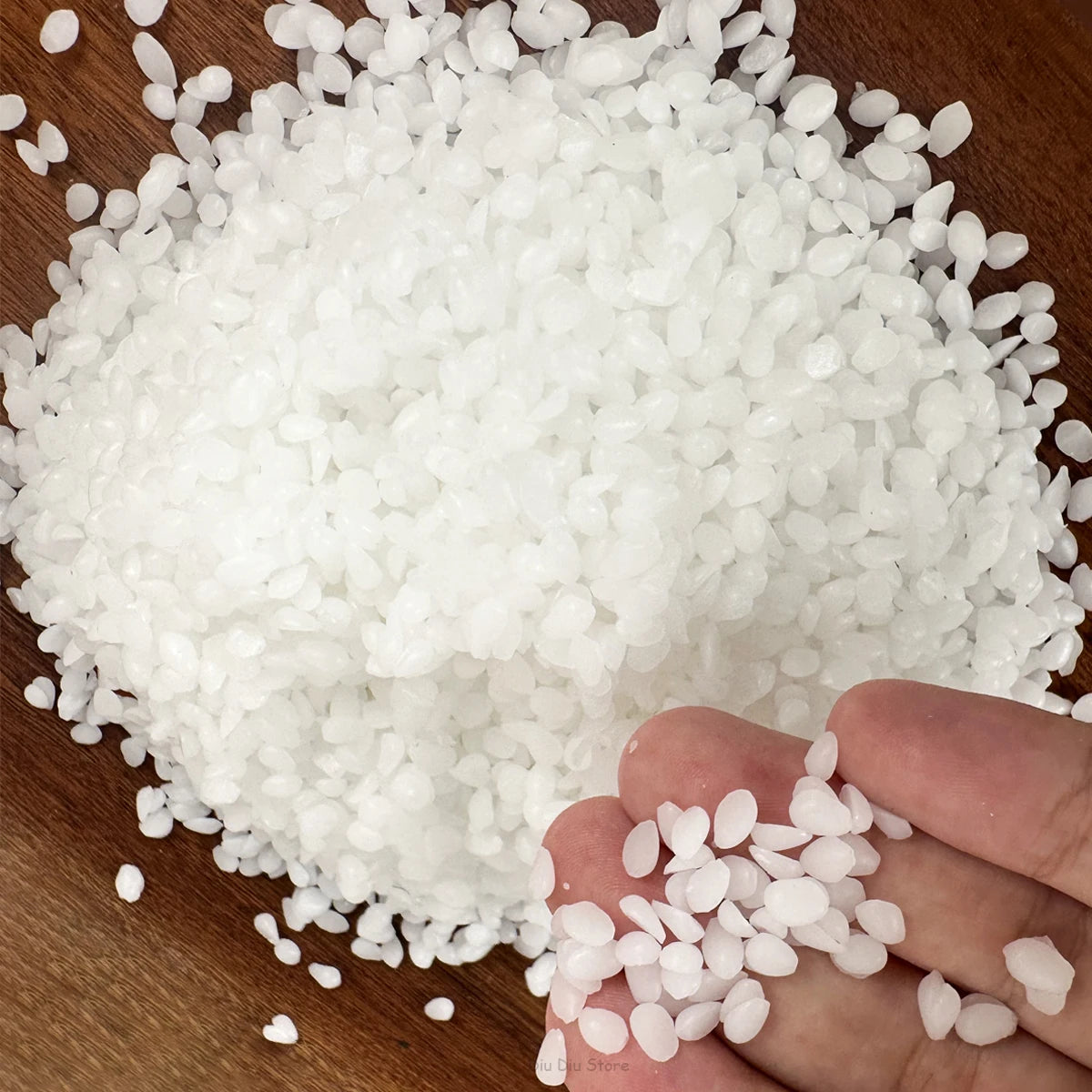 Natürliches Bienenwachs- DIY Kerzen - sunny.side-Productions